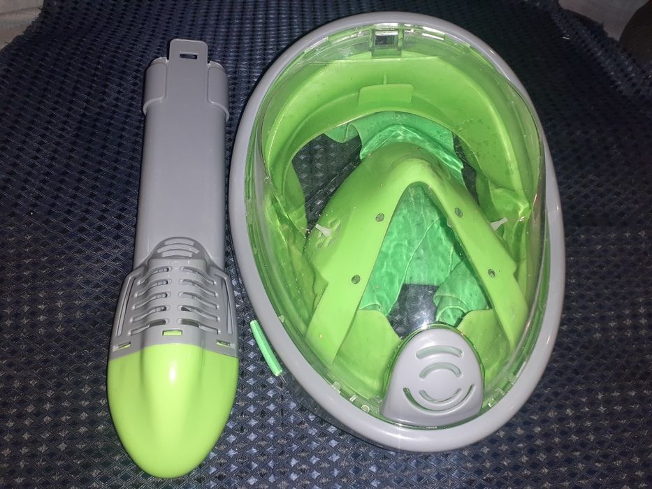 Детская маска для плавонья большая современная на всё лицо с трубкой