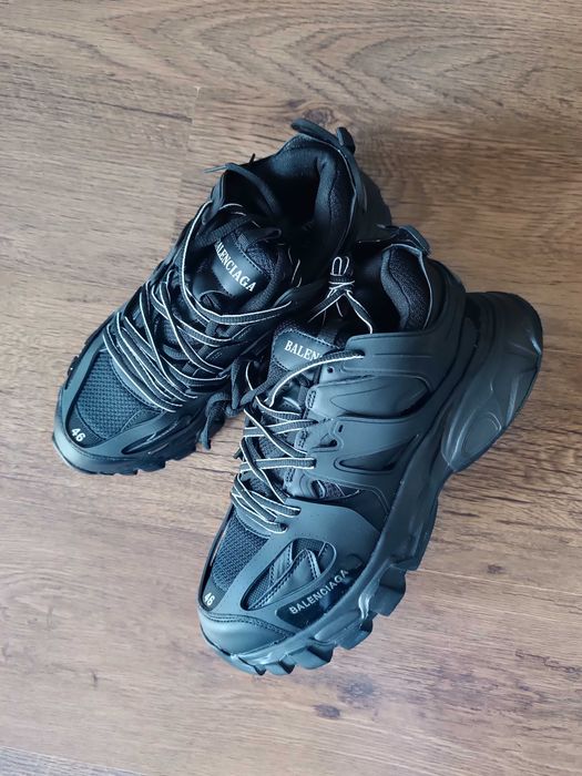 w Stylu Balenciaga Track