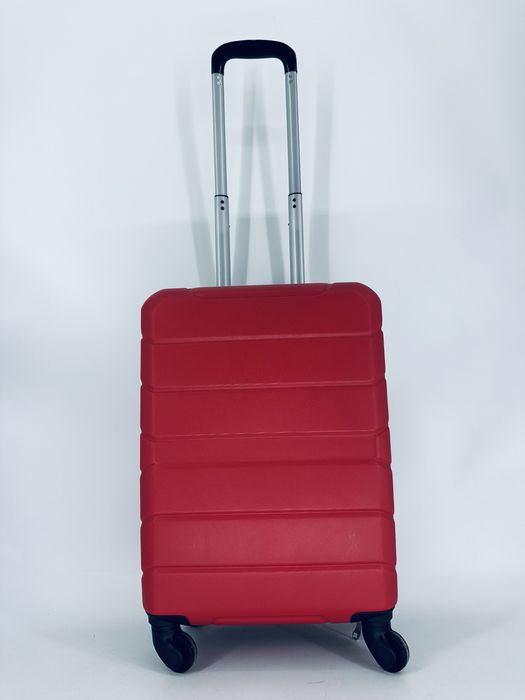 Nowa super walizka kabinowa/ walizki