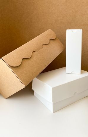 Упаковка коробка для десертів: еклерів, капкейків, пряників, пасок