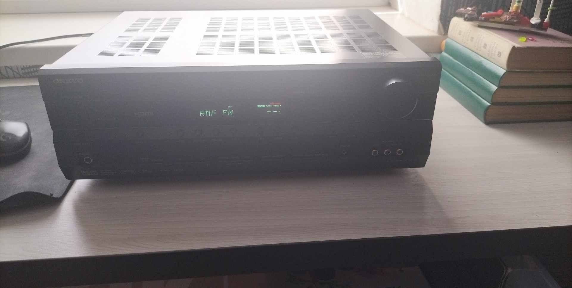 Amplituner Onkyo HT-R518