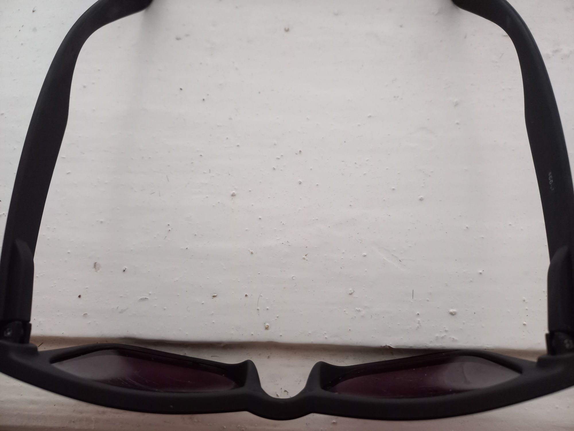 Солнцезащитные очки, импортные, привезли из Германии.