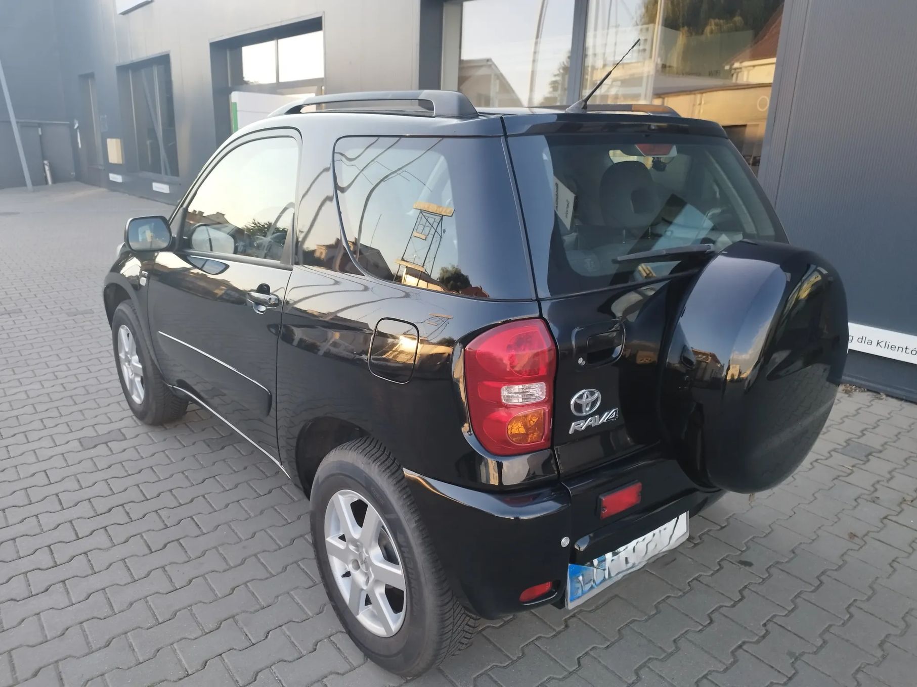 Toyota RAV4 niski udokumentowany przebieg,Bezwypadkowy ,Serwis
