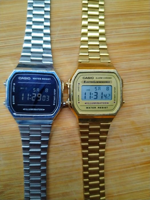 Relógios Casio um prateado e um dourado