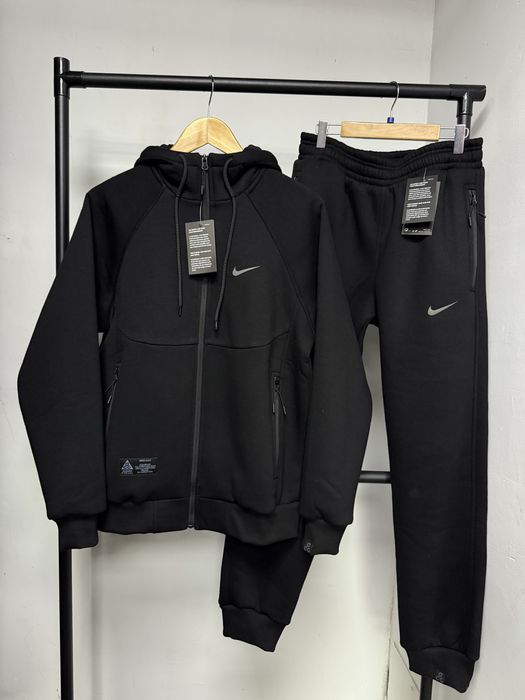 Зимний спортивный костюм Nike