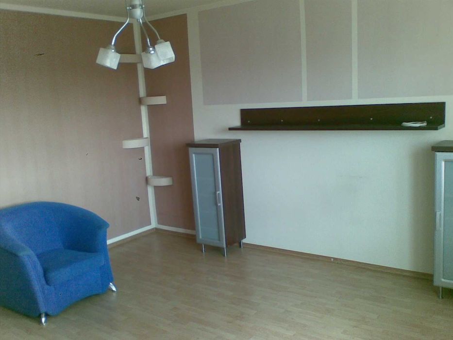 Mieszkanie 64,2 m.kw 3 pokojowe + kuchnia okolice DH Merkury