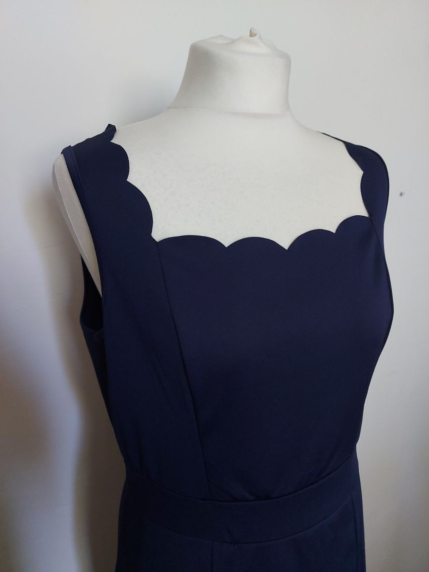 Sukienka damska elegancka falowany dekolt XL Shein