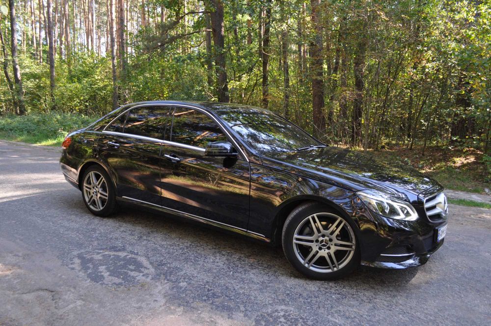 Mercedes-Benz E-Class W212 E220