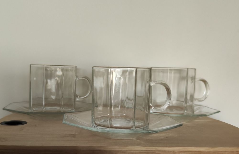 Arcoroc France ośmiokątne szklane filiżanki vintage i spodeczki