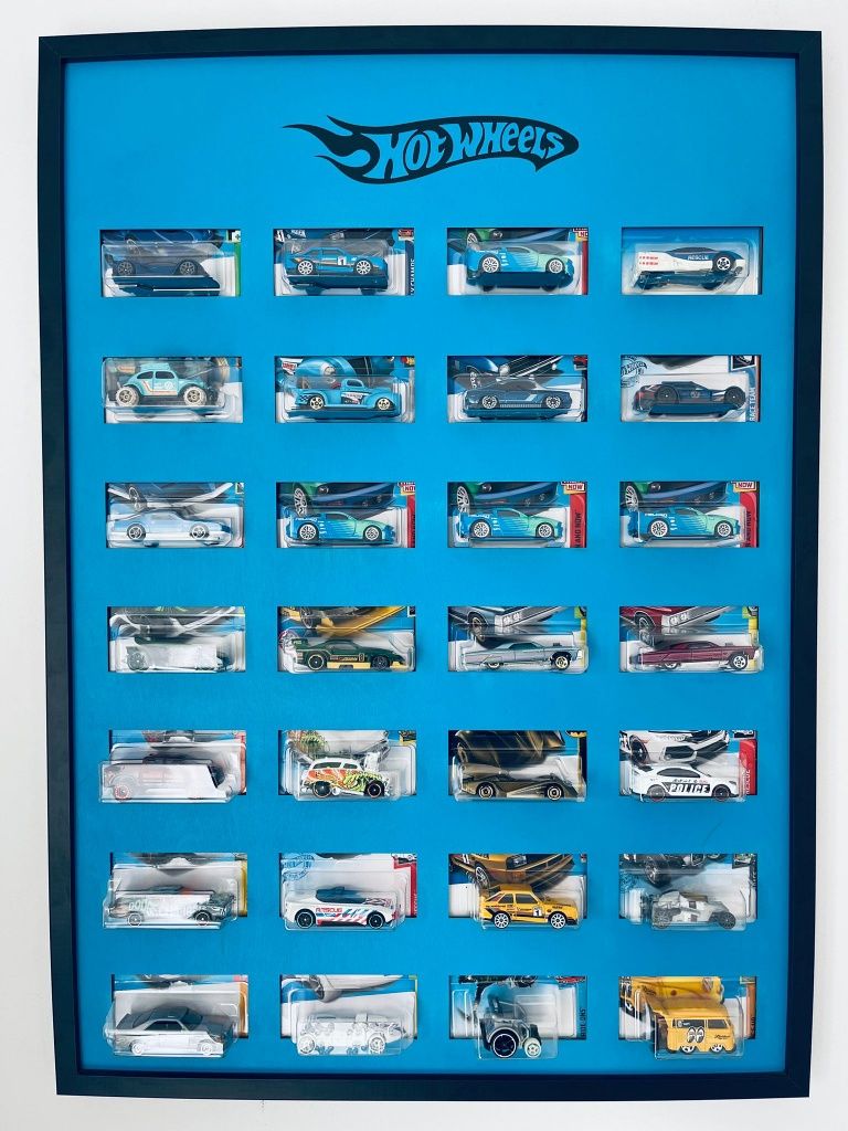 Hot Wheels rama 28 modeli 52x72cm box ekspozytor półka case gablotka