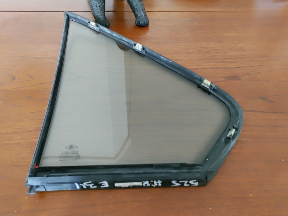 Vidro lateral direito drt BMW E34