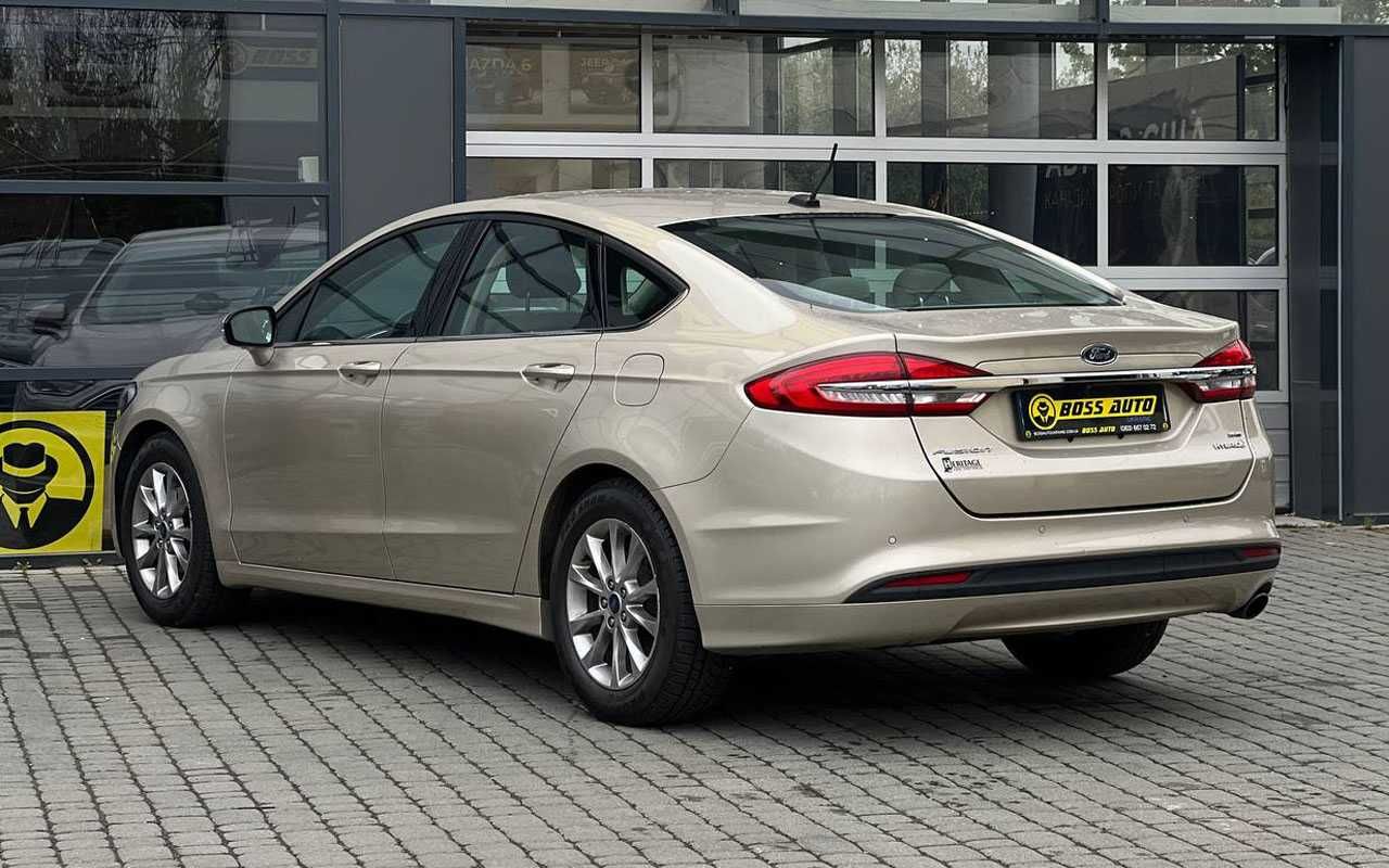 Ford Fusion 2017