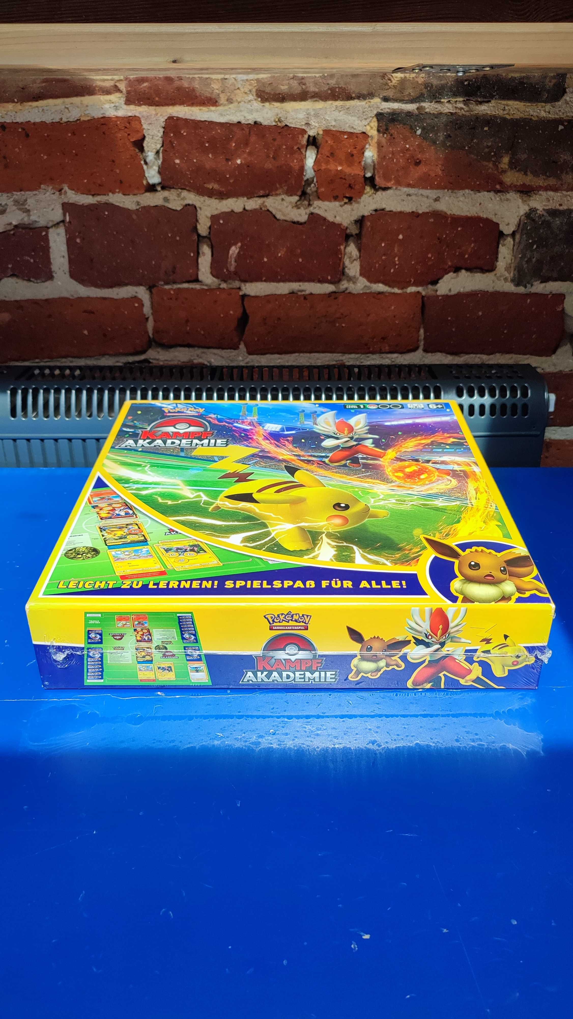 Pokémon Trading Card Game Battle Academy Cinderace V Pikachu V Eevee V