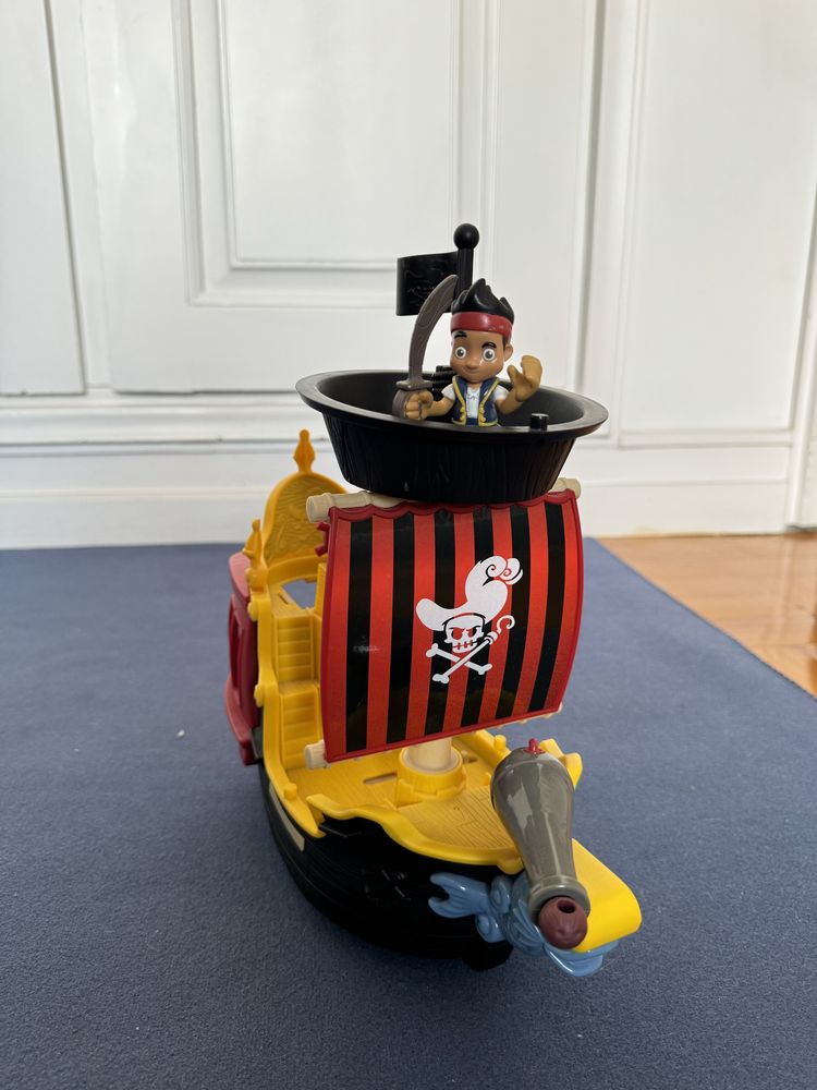Barco de Jake e os Piratas