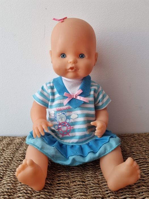 Boneca Nenuco faz xixi