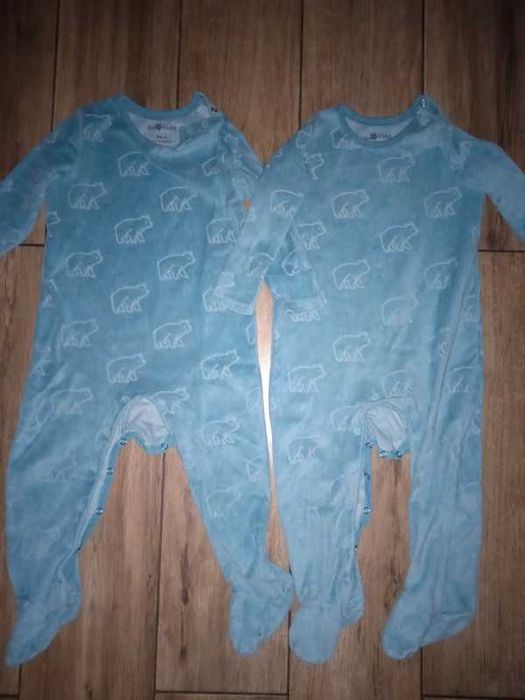 Polarowe piżamki, pajacyki w niedźwiadki 86