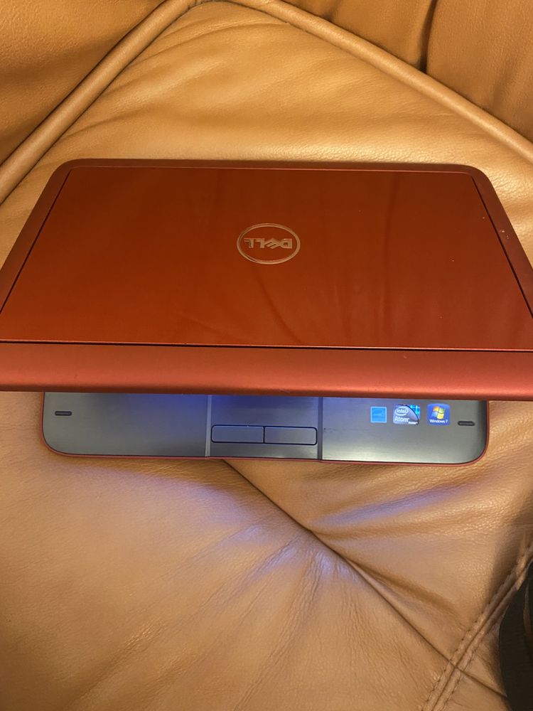 Нетбук Dell Inspiron duo