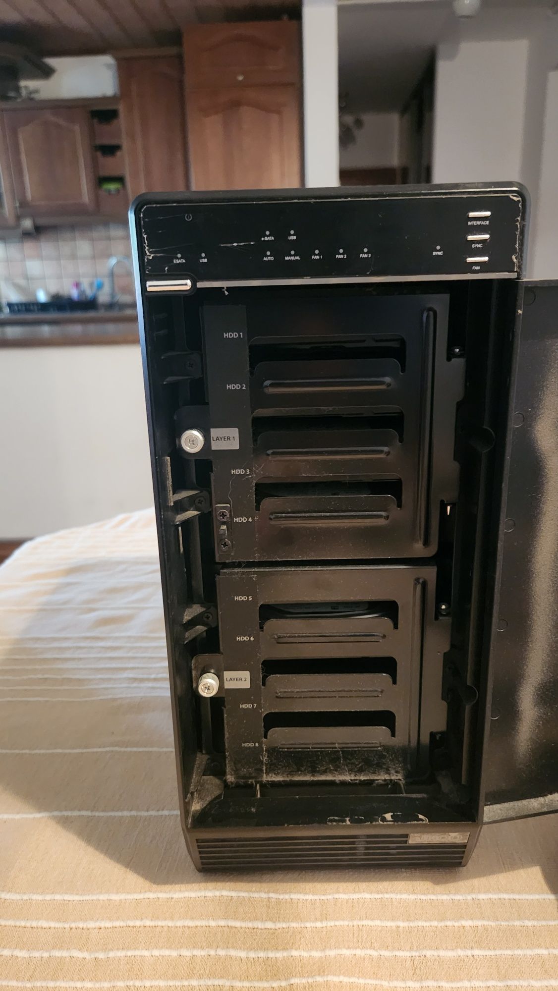 ICY BOX Macierz dyskowa - 8x 3.5" SATA I/II/III z dyskami 38TB