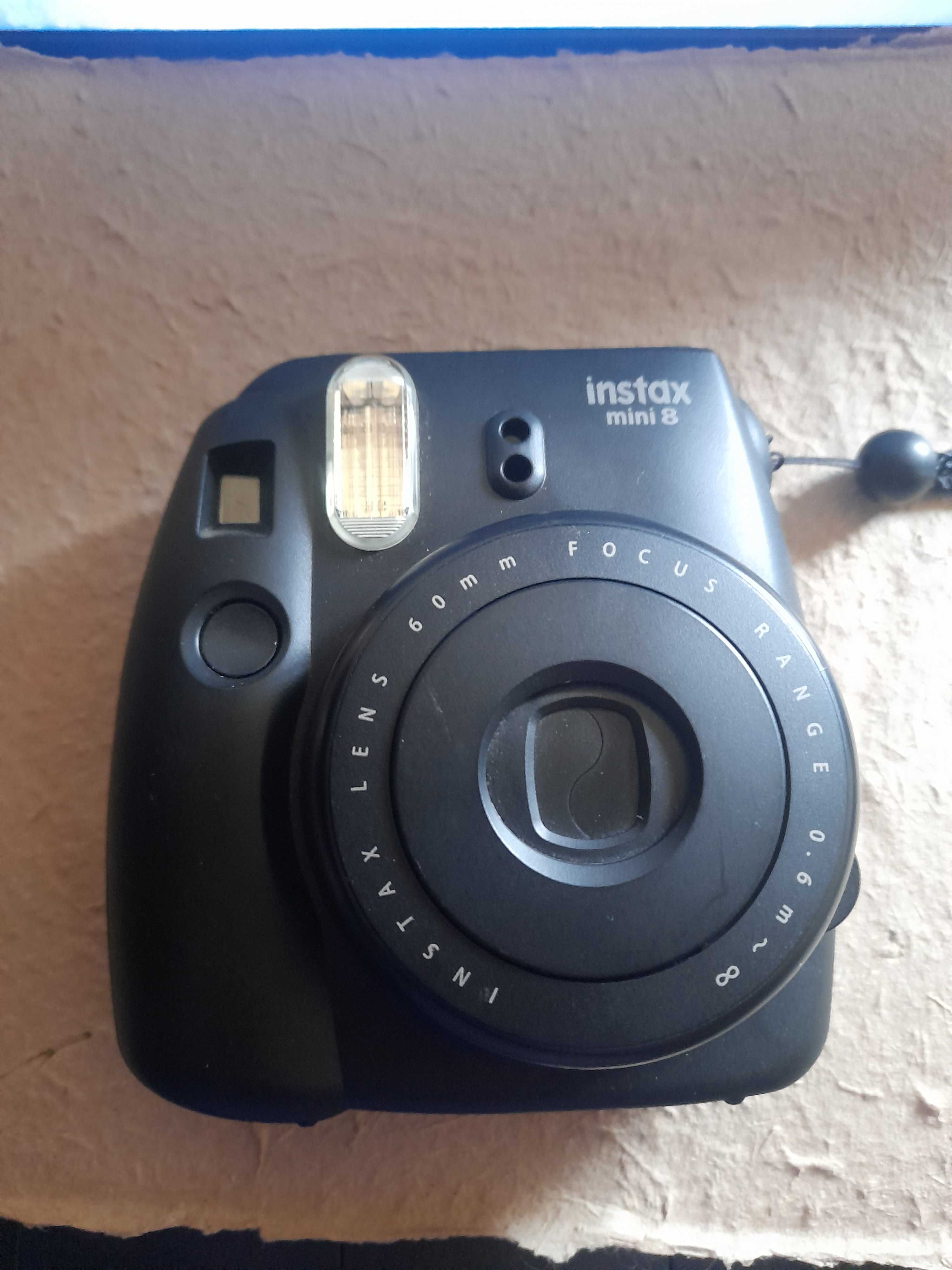 Máquina fotográfica Instax mini 8 preta