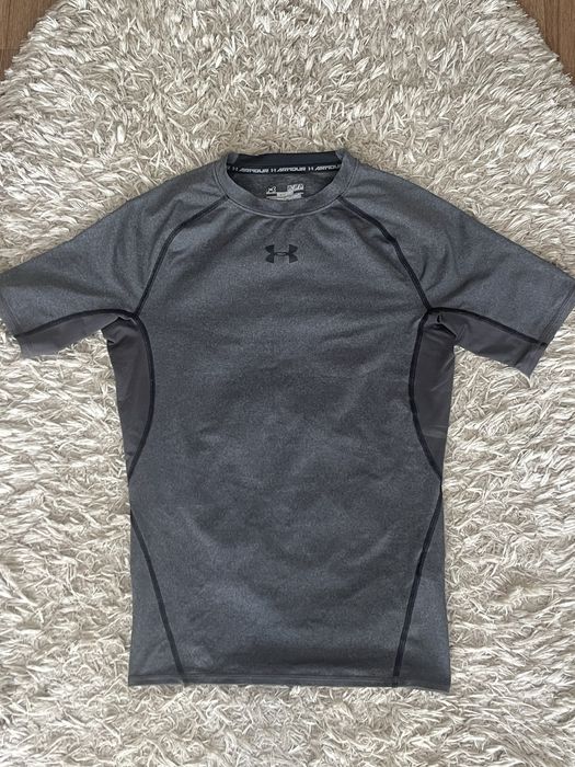 Компресійна футболка Under Armour