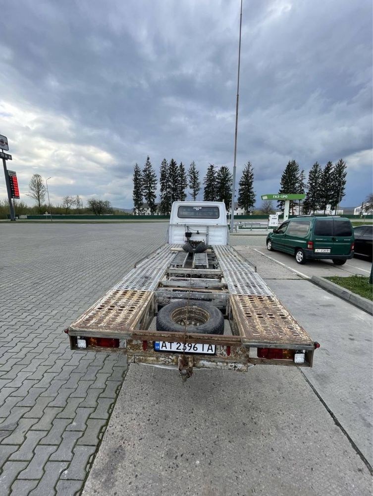 Продам терміново Евакуатор Мерседес спрінтер 2.9 тді