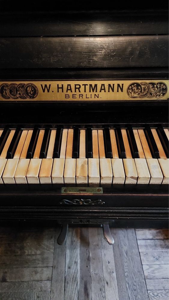 Антикварне німецьке фортепіано W. Hartmann Berlin