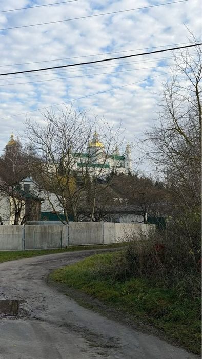 Будинок в Почаєві біля Лаври