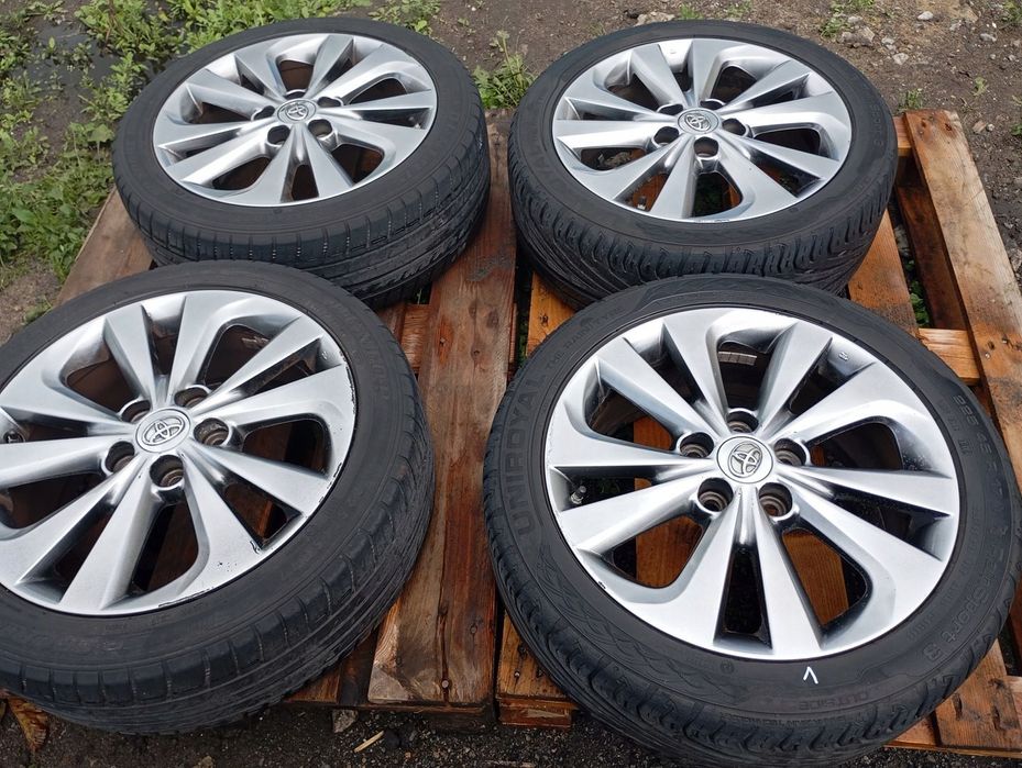 FELGI OPONY TOYOTA AURIS COROLLA AVENSIS 7x17 ET50 OEM