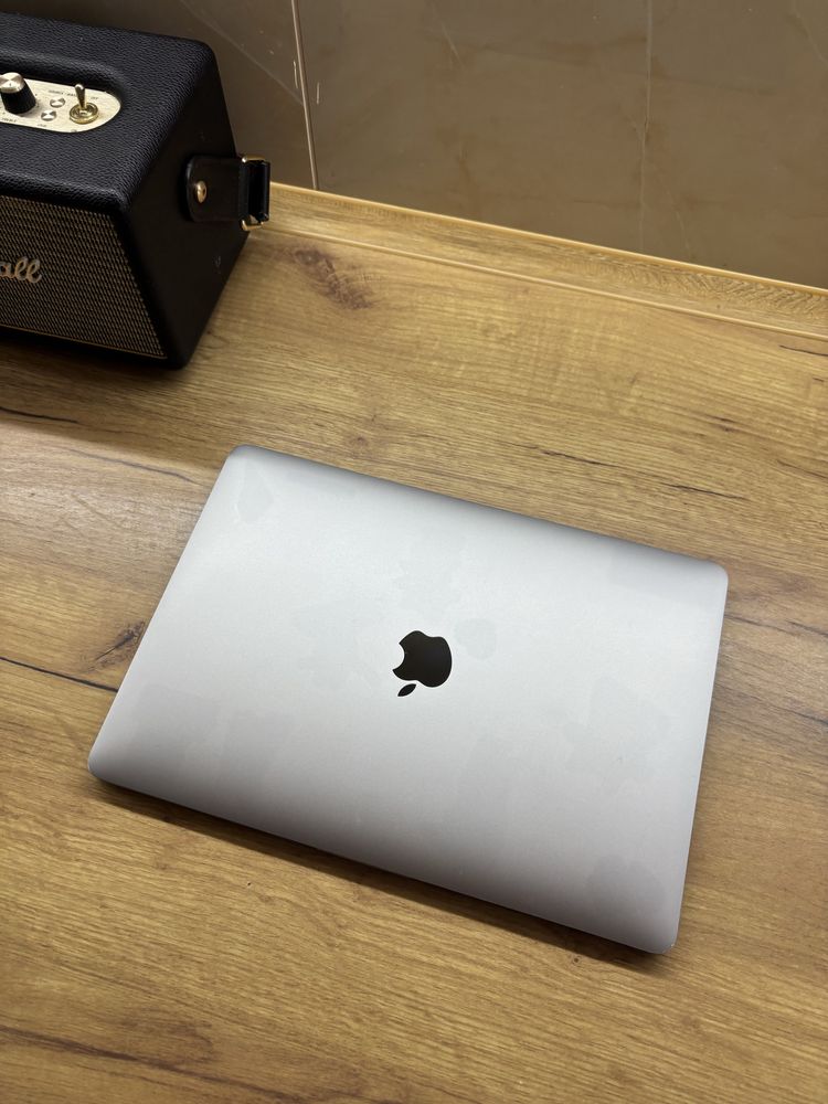 MacBook Pro 13” 2019 — стиль та швидкість за доступною ціною