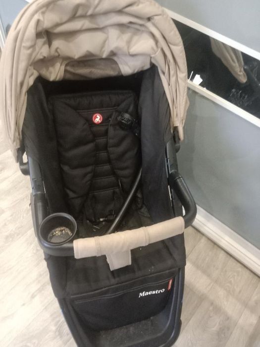 Коляска carella maestro на запчастини або на ремонт