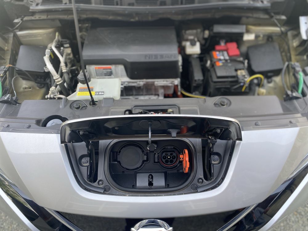 Nissan Leaf 40 kWh  N-Connecta 150 KM