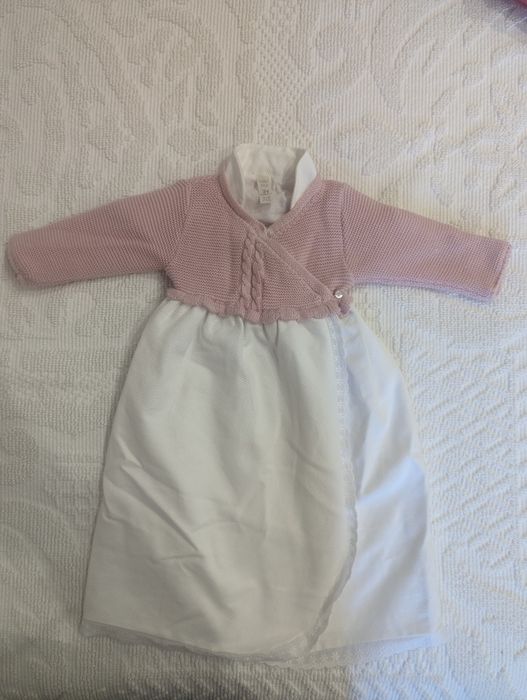 Vestido cueiro bebé