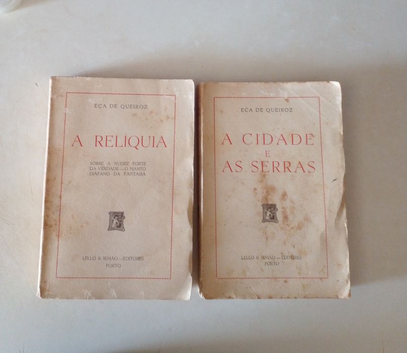 Antigos livros de Edição UNICA de Eça de Queirós.