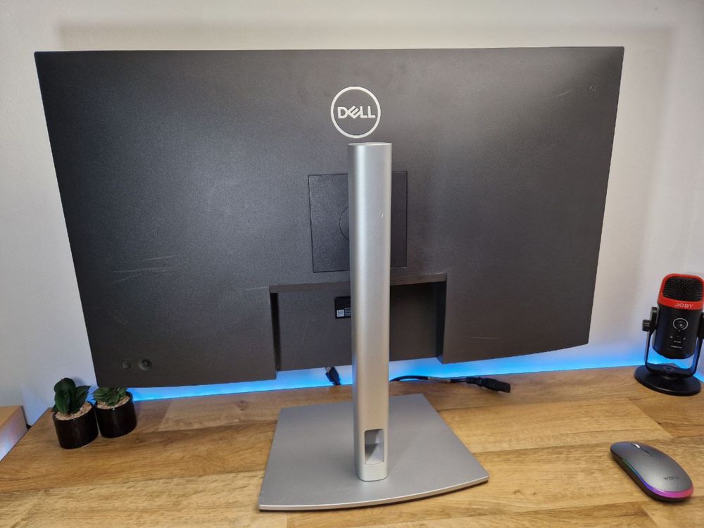 Бізнес-монітор Dell P3222QE