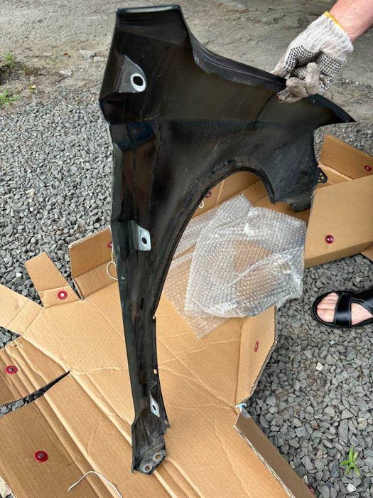 Переднє ліве крило, оригінал ауді а3 седан