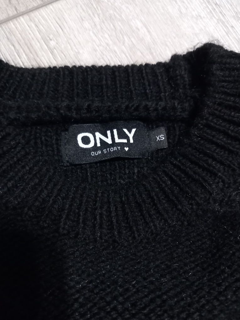 Sweterek firmy only