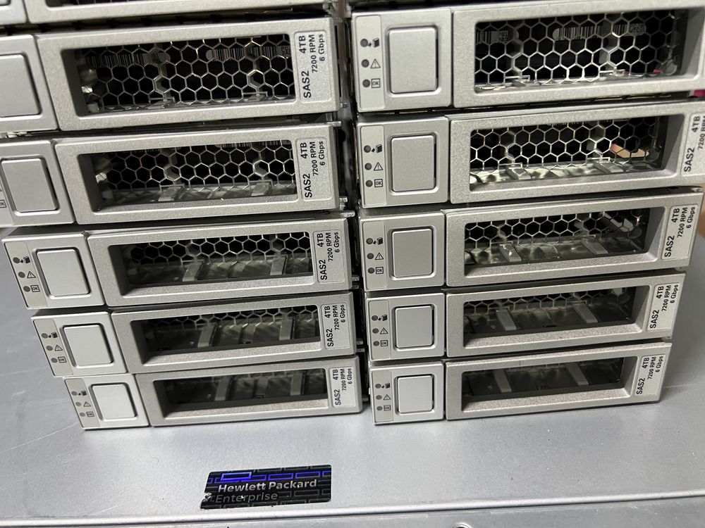 Lote 16x Sun Oracle SAS2 3.5 - 4TB - HUS724040ALS640