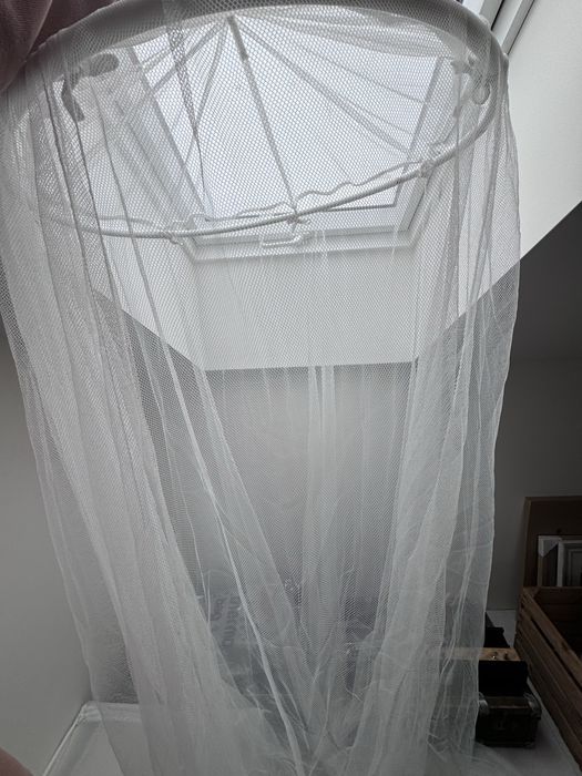 Moskitiera biała na kole