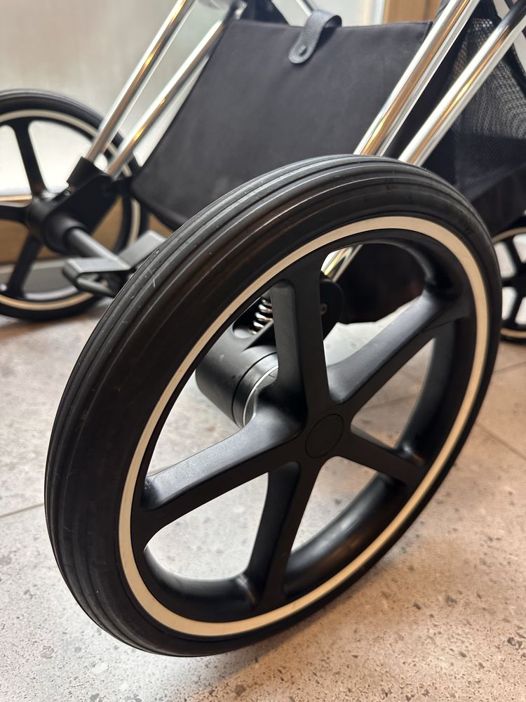 Продам коляску cybex dj khaled