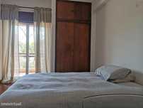 412648 - Quarto com cama de casal, com varanda...