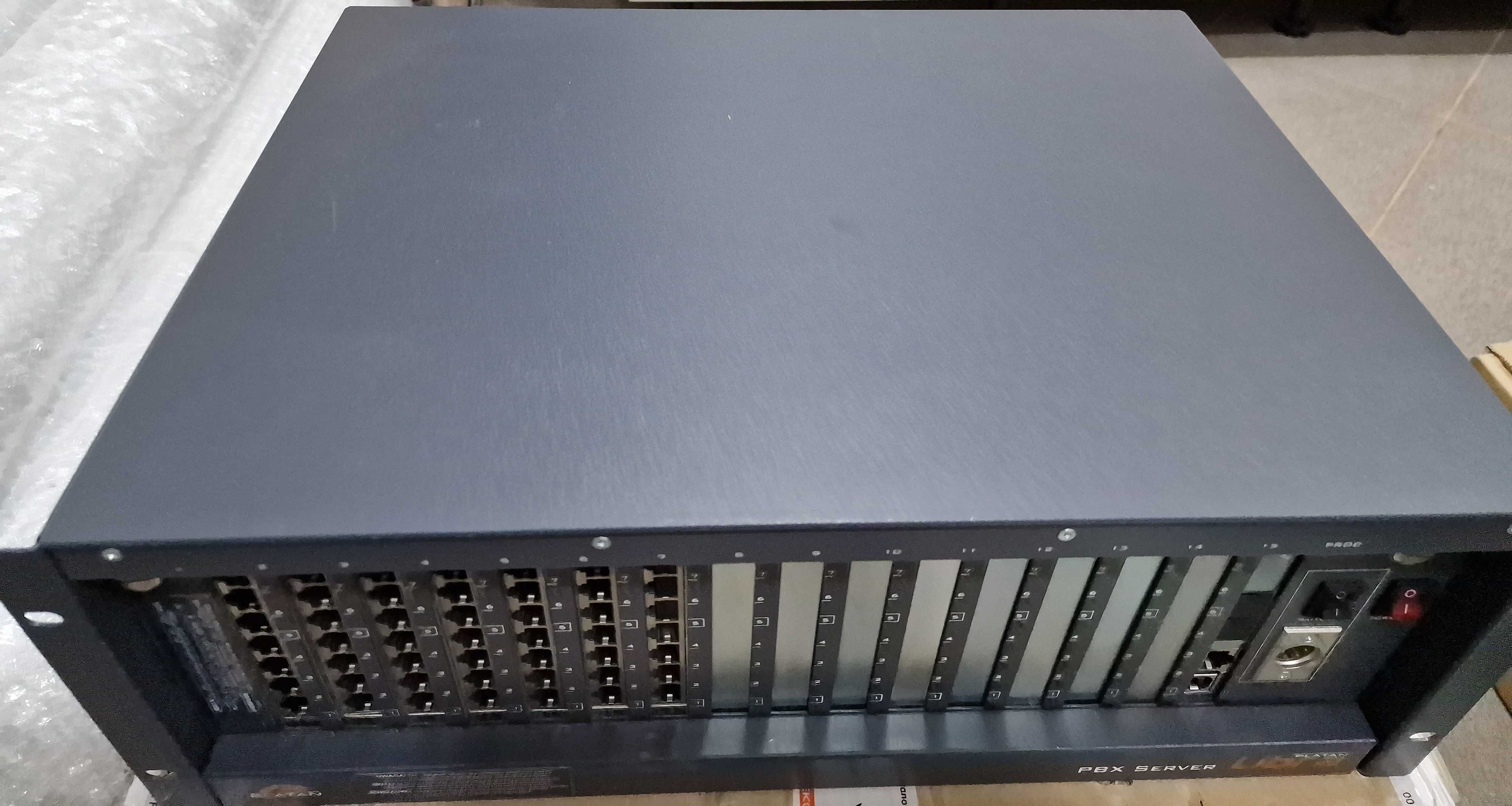 Centrala telefoniczna Platan Libra 6 linii miejskich 40 wew 4 cyfrowe