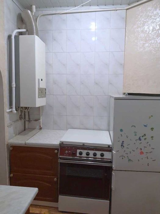 Вільна! Елітний Центр. Біля ЦУМу. Сталінка. Високі Стелі. Автономка.