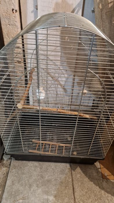 Duza klatka dla papugi