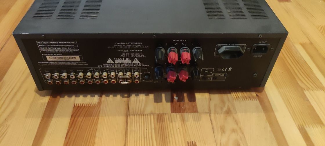 NAD C 372 Wzmacniacz zintegrowany integrated amplituner