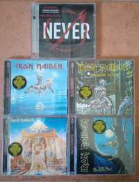 CDs  Iron Maiden Metallica