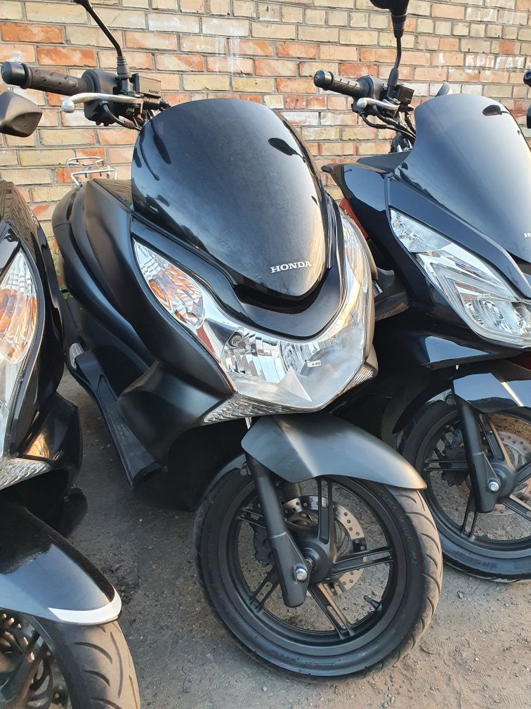 Скутер Honda Pcx 125 с контейнера купить мопед = пцх 150