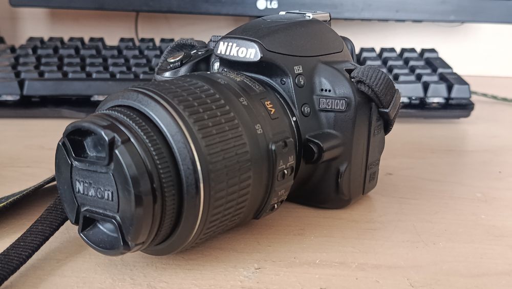 Фотоапарат Nikon d3100