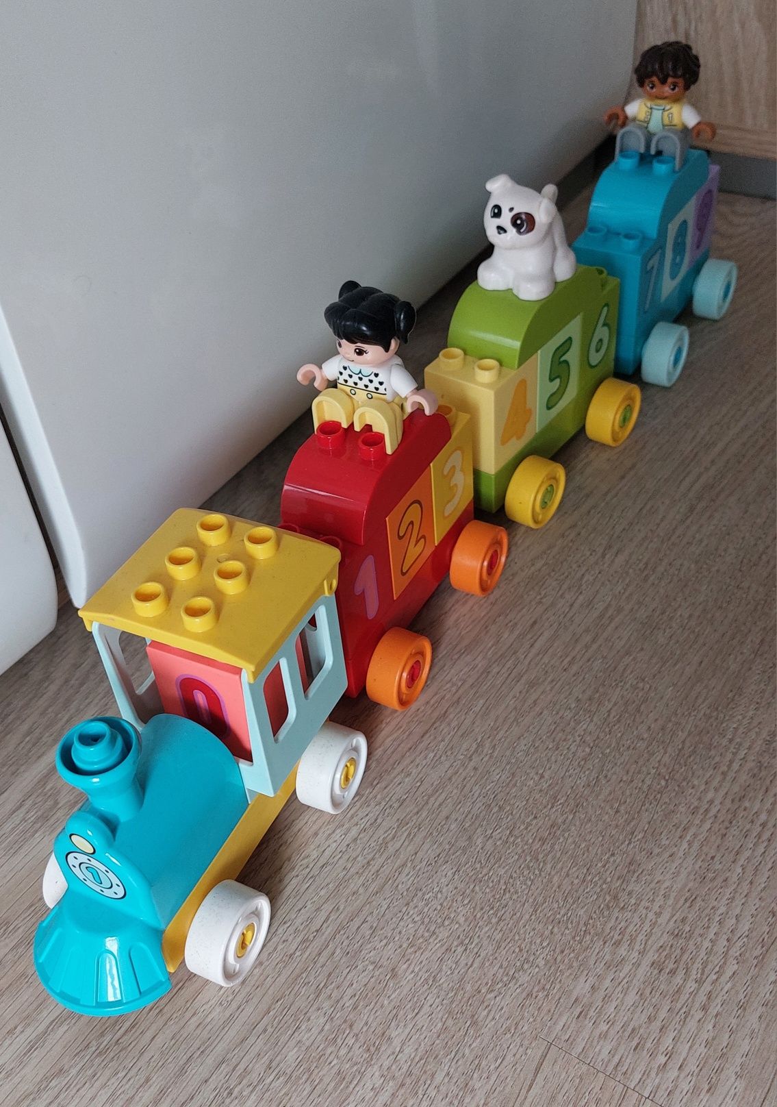Kolejka z cyferkami lego duplo