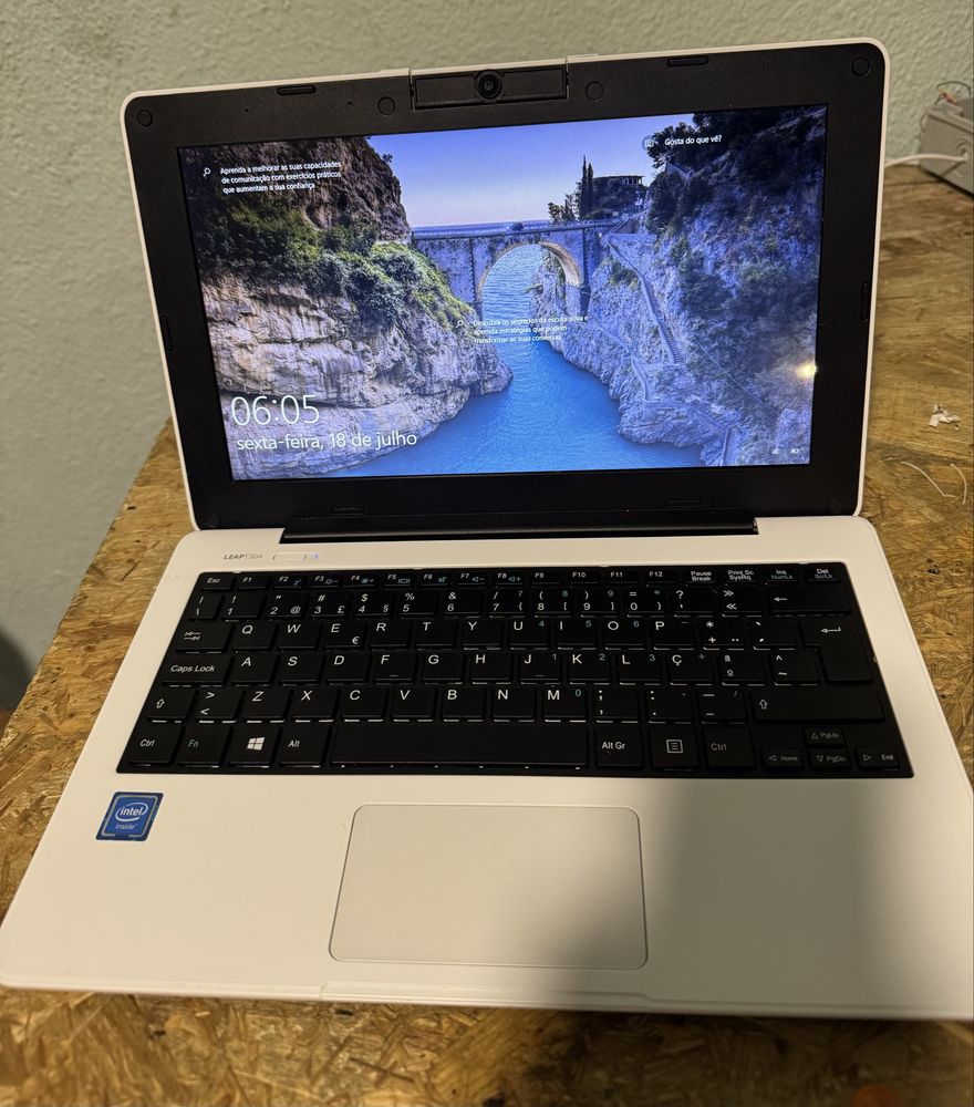 Pc portatil igual a novo