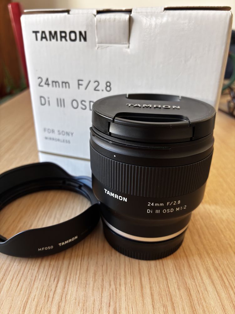 Tamron 24 mm f2.8